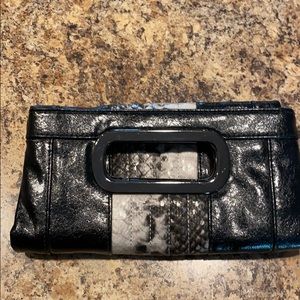 Caché clutch